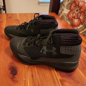 Under Armour Basketball Shoes